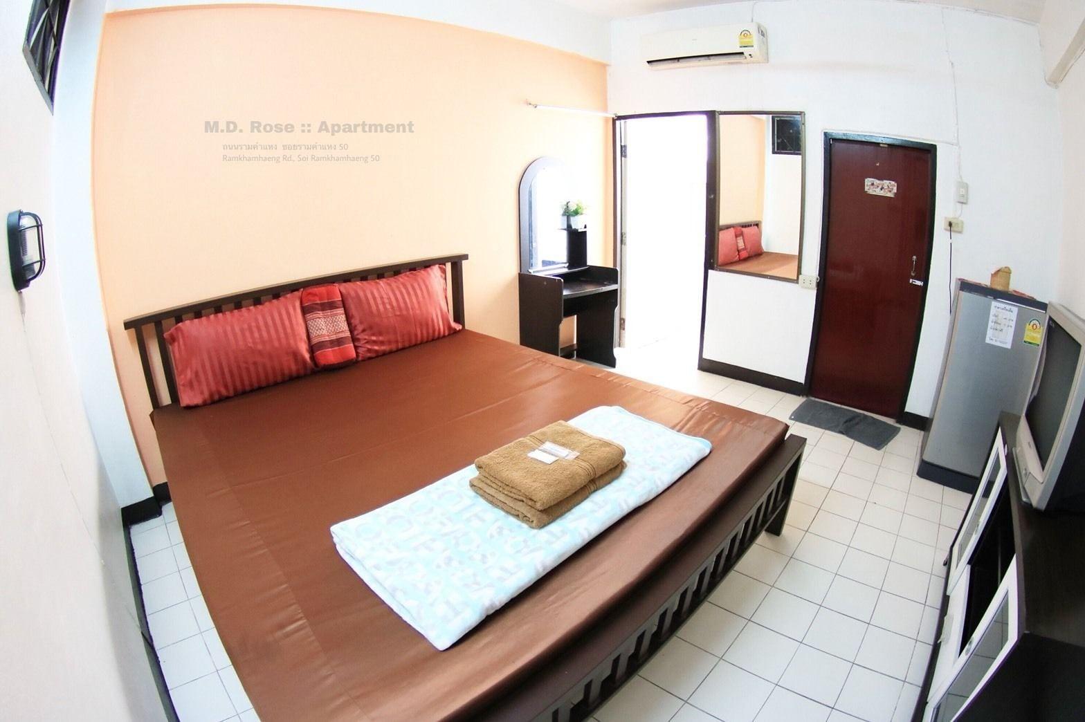 Md Rose Apartment Bangkok Esterno foto