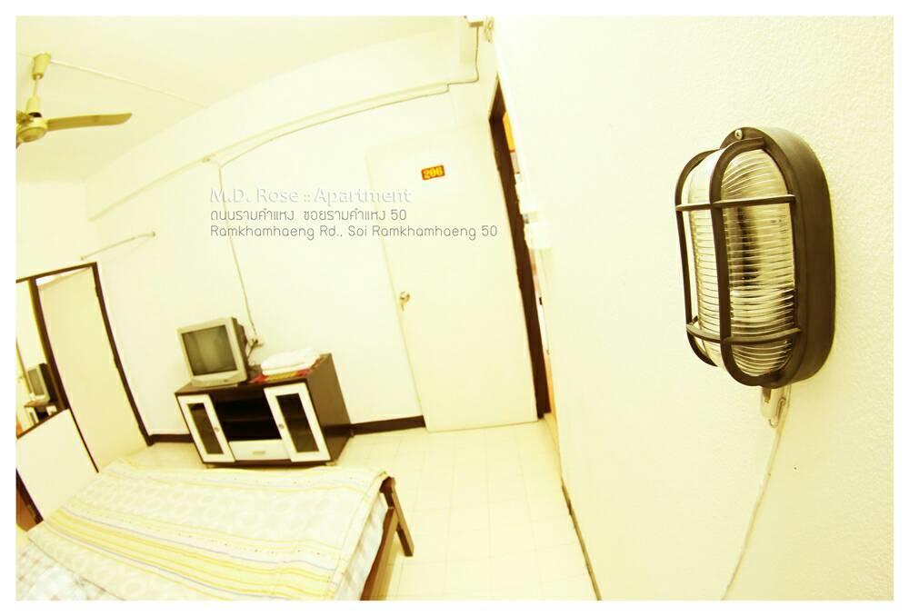 Md Rose Apartment Bangkok Esterno foto