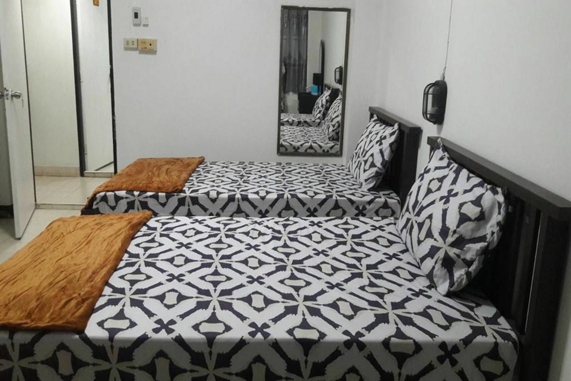 Md Rose Apartment Bangkok Esterno foto